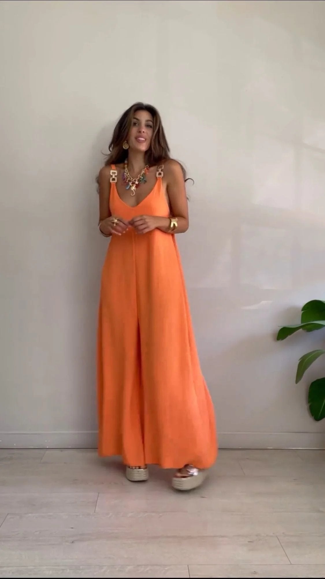 Caoimhe – Relaxed Wide-Leg Sleeveless Jumpsuit